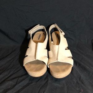 Clarks sandal heels